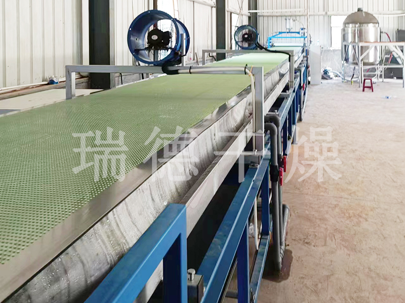 PE蠟冷卻造粒機(jī)